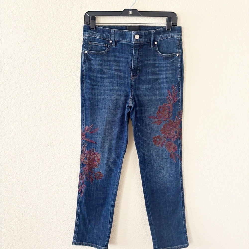 WHBM Everyday Soft Floral Embroidered High Rise Straight Jean - Picture 2 of 12